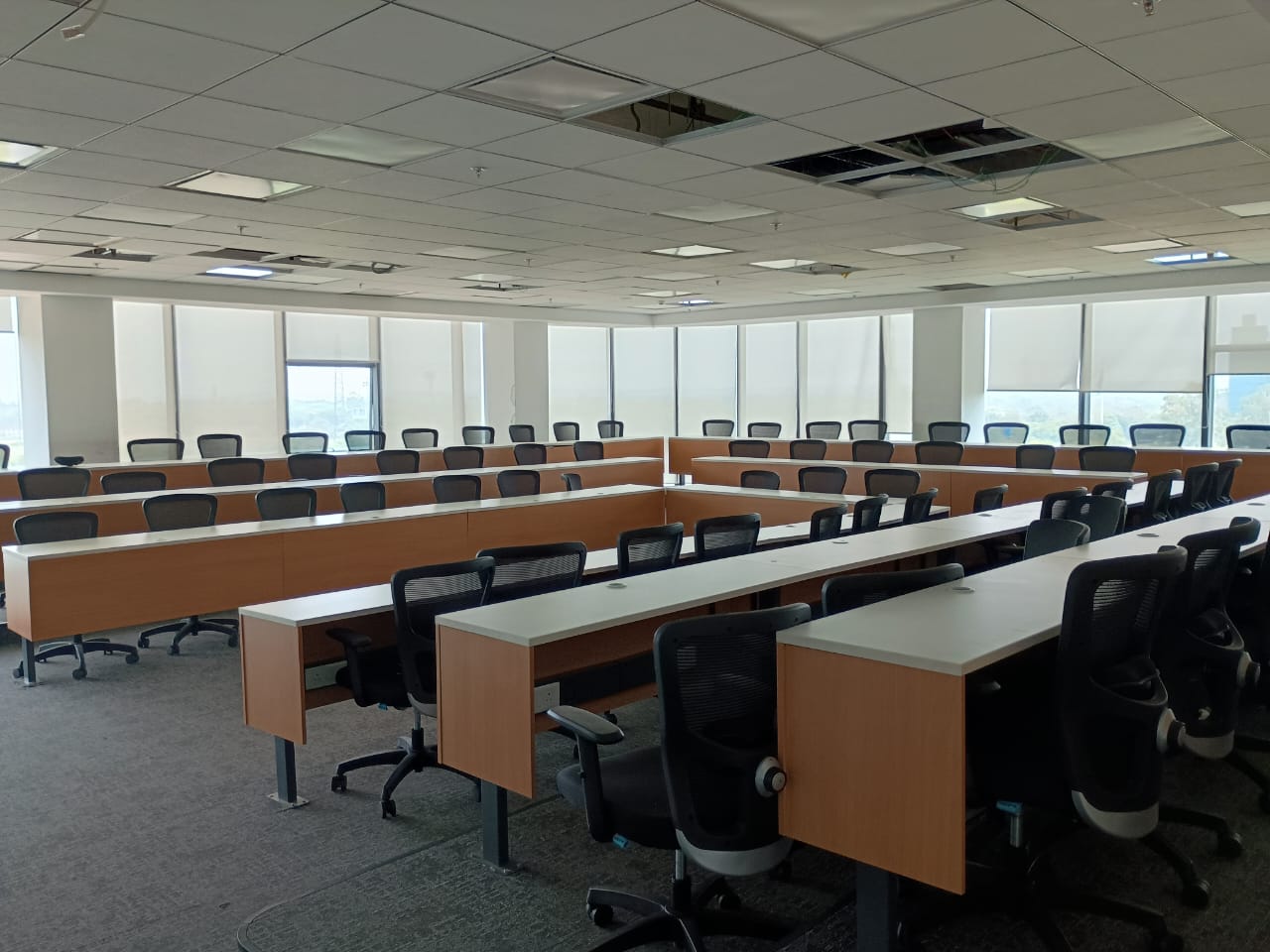 Fully Furnished Office for Rent in Noida